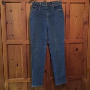 Bill Blass Skinny jeans size 10